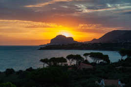 lever de soleil sur CEFALÙ
