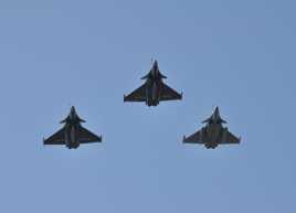 Rafales en triangle