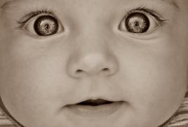 Regarde moi bien dans les yeux