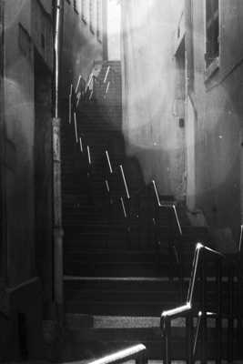 Escalier vers l'inconnu