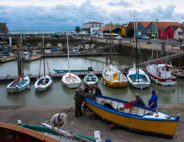 Tous à l'ouvrage