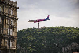 ouf heuresement qu il y avait la statue pour l arreter