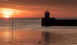 COUCHER DE SOLEIL SUR LE PORT DU CROUESTY