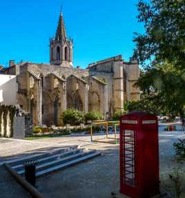 Vue arrière Palais des Papes