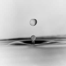 Goûte de lait figé !