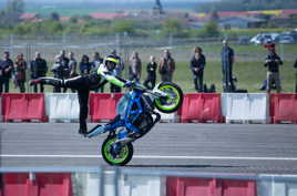 Souri t'es pris en photo !