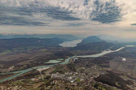 Vue sur Culoz et le lac du Bourget