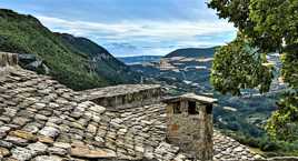 Sur les toits de Caylus