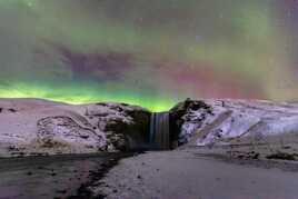 Aurore Boréales à Skogafoss