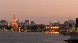 La Chao Phraya et le Wat Arun