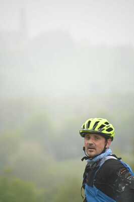 la tete dans le brouillard