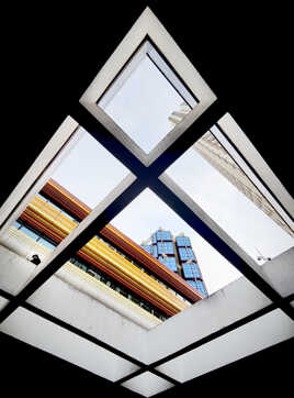 De l'autre côté des barreaux ...