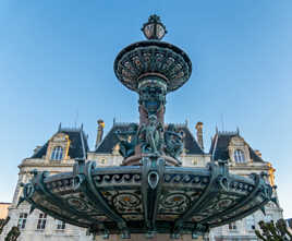 Fontaine de l'hôtel de ville.