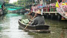 Sur les klongs de Bangkok