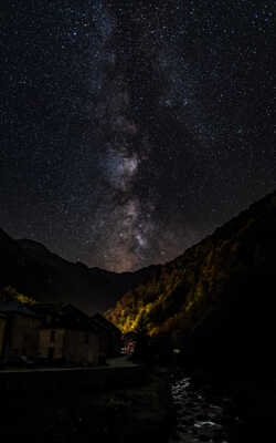 Village sous les étoiles
