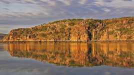 Reflets, tôt le matin, version 2