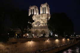 Notre dame de Paris.