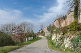 Un village de campagne.