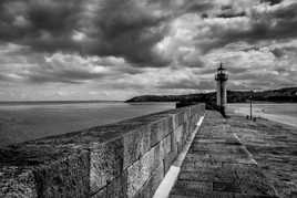 Phare de Binic (N&B)