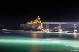 Le rocher de la vierge à Biarritz, coté sud ... by night