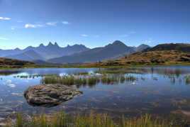 Le Lac Guichard et les 3 aiguilles d'Arves