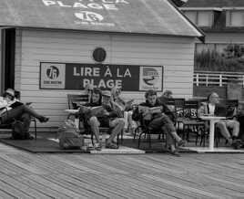 Lire à la Plage