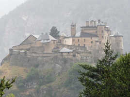 Légère brume sur Fort Queyras