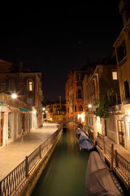 Les gondoles de nuit