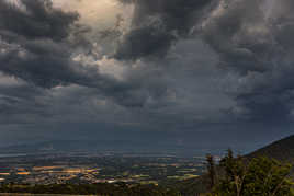 Ciel menaçant sur Genève