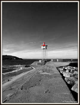 Phare au bout de la jetée