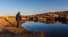 Sur les berges de l'oued