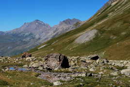 petits et gros rochers