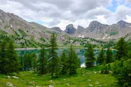 Le lac d'Allos.