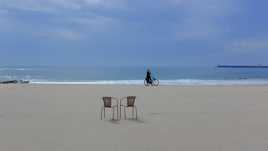 Plage (presque) déserte à Porto