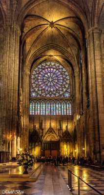 NOTRE DAME DE PARIS