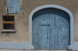 Porte bleu