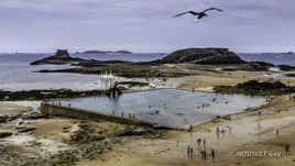plage et piscine de saint Malo