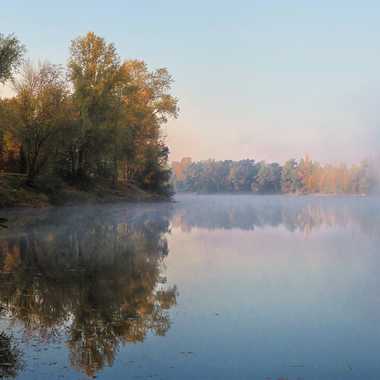 Levé de brume sur l'étang par patrick69220