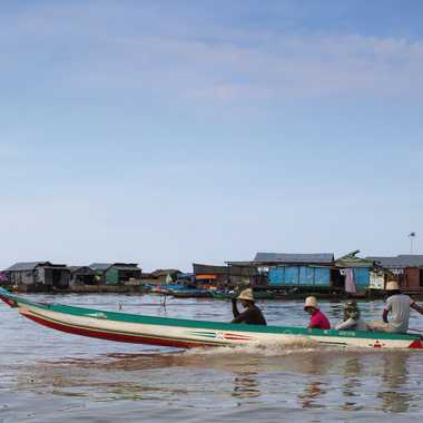 Transport sur le Tonle Sap par patrick69220