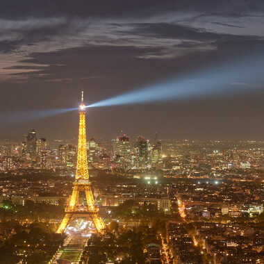 Sur un toit de Paris... par Philgreffe