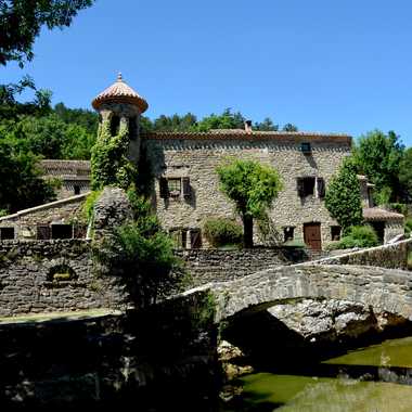 petit village d'occitanie par PAILLE