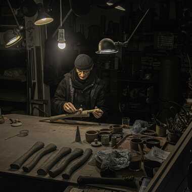 Artisan dans son atelier . par midouche